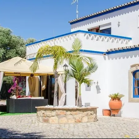 Ferienhaus Idyllic Amazing Landscap Sea View